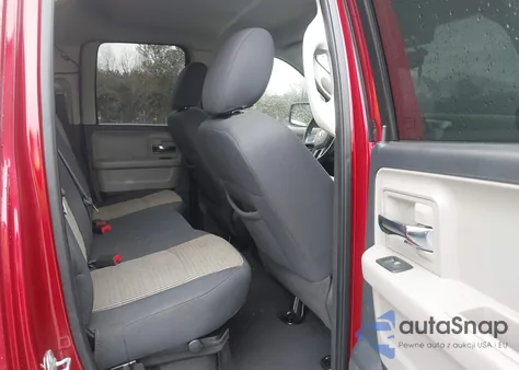 2010 Dodge Ram 1500 Slt/Sport/Trx z USA, uszkodzony, nr VIN 1D7RB1GT2AS122331